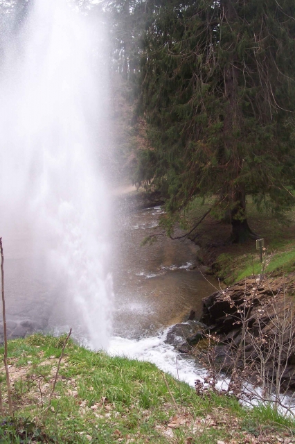 la gerbe lac st ferreol 4